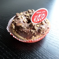 donut_kitkat