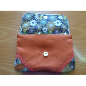 pochette_orange_ouverte